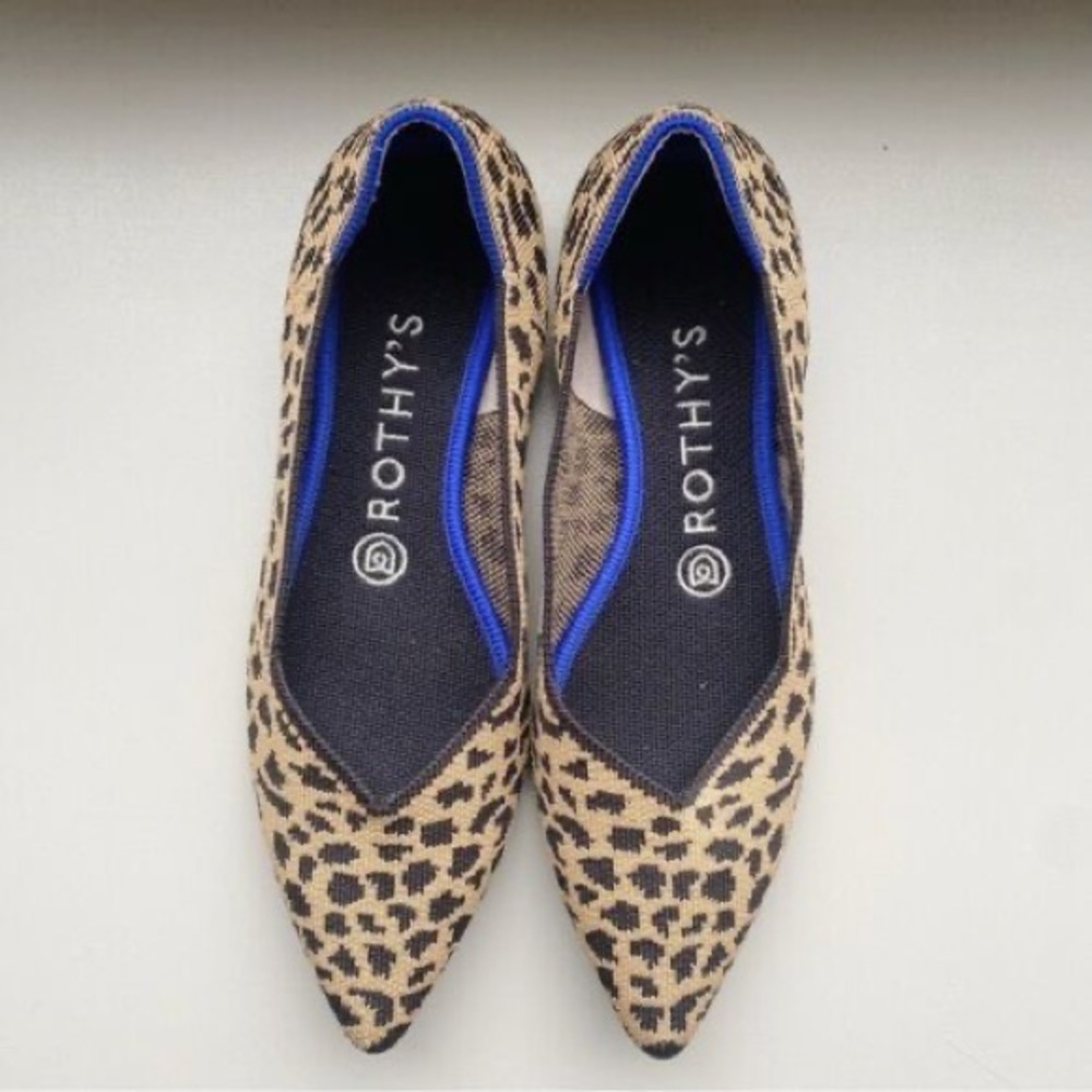 Leopard pointed toe classic retired Rothy’s